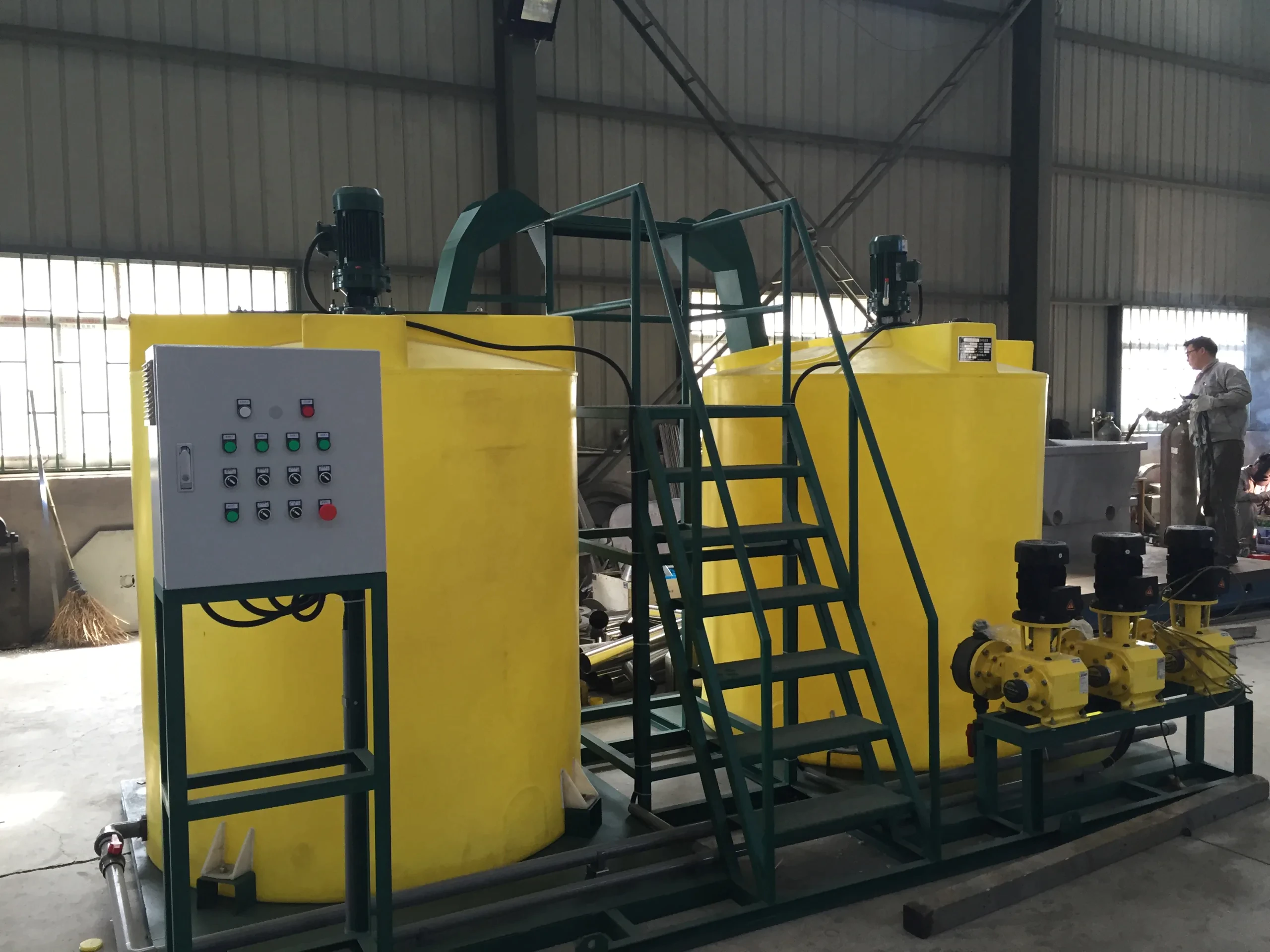 Automatic Dosing System for Carbon Source and Sodium Hypochlorite